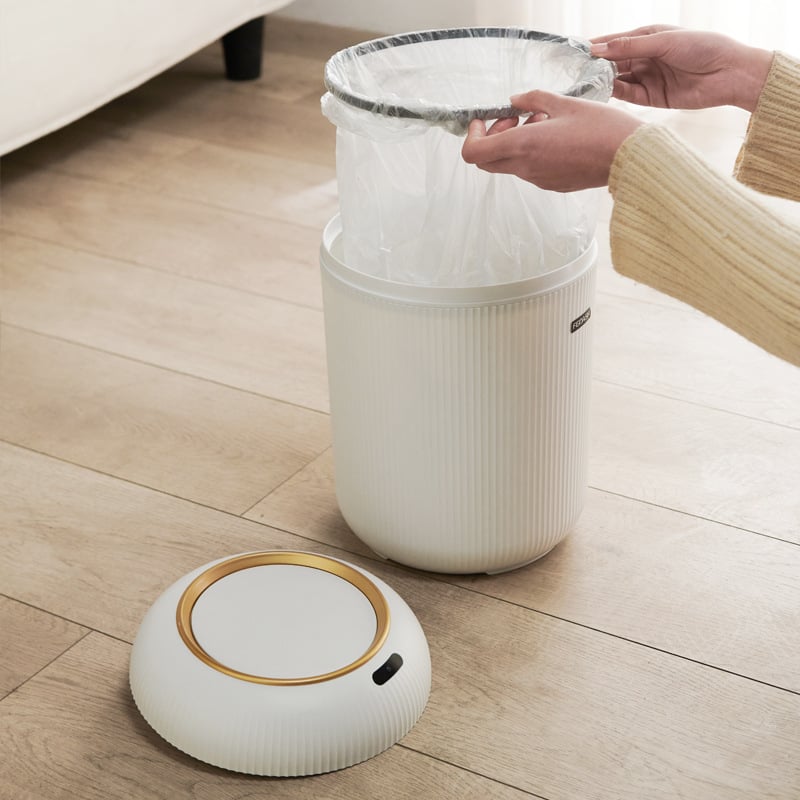 Smart induction Trash can