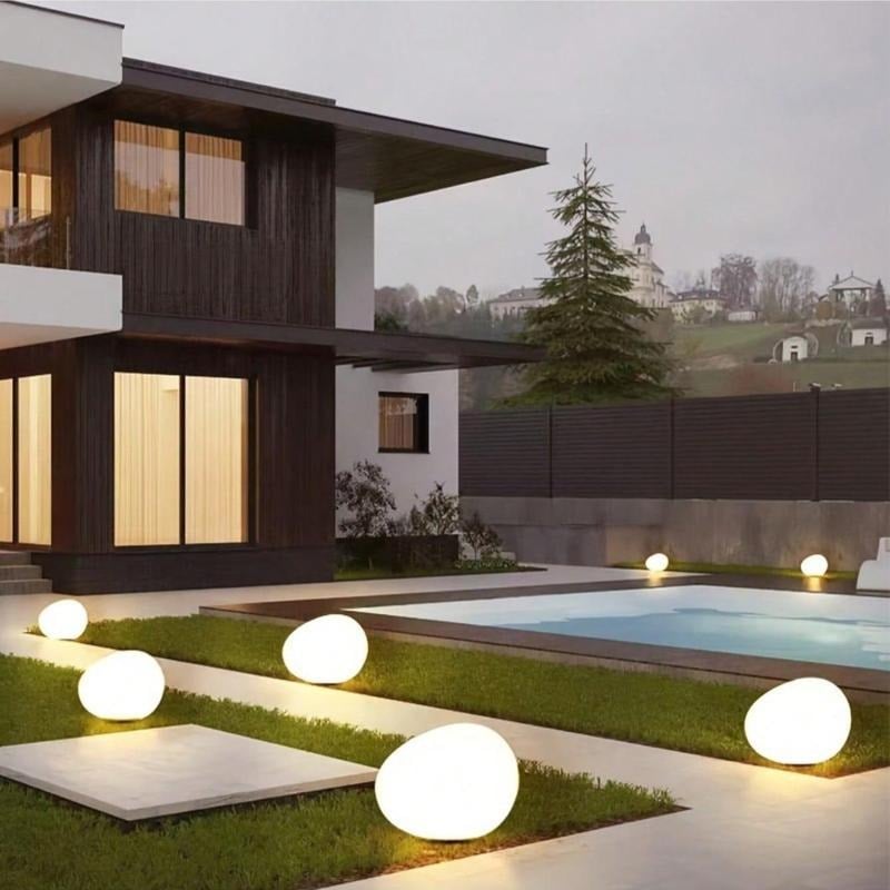 Solar Powered Stone Garden Light