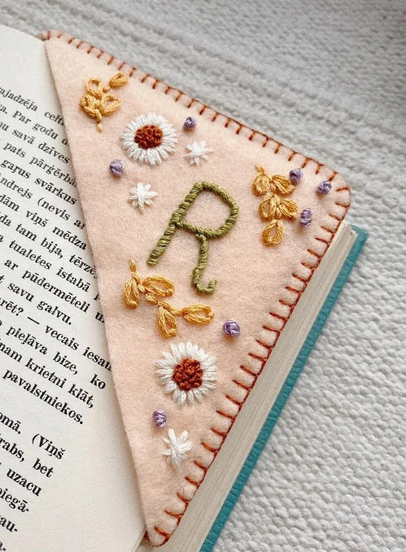 $9.99🔖Personalized Hand Embroidered Corner Bookmark Pattern