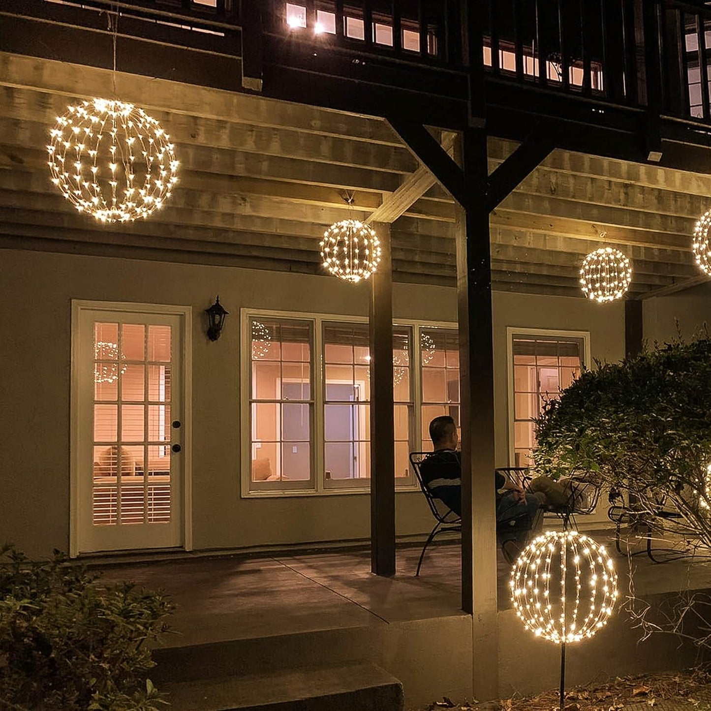 Lightweight Bright Light Ball