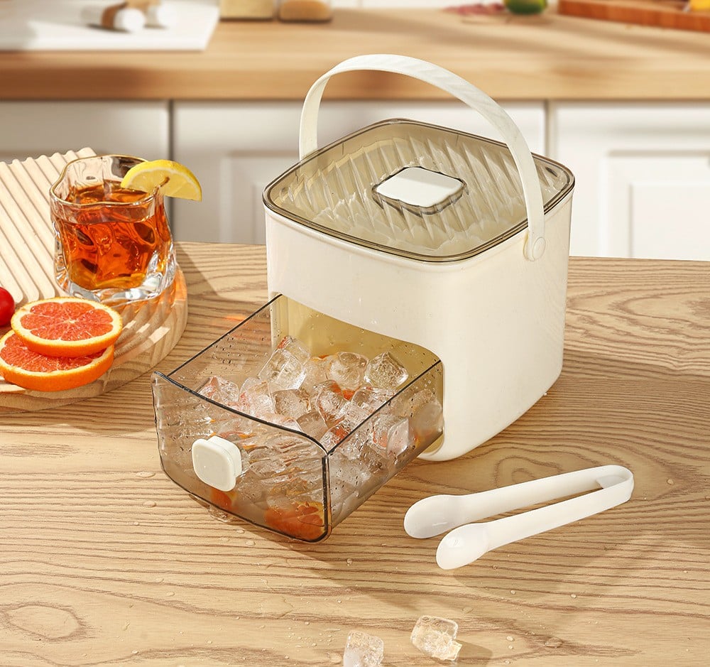 Ice Cube Tray With Lid And Storage Bin