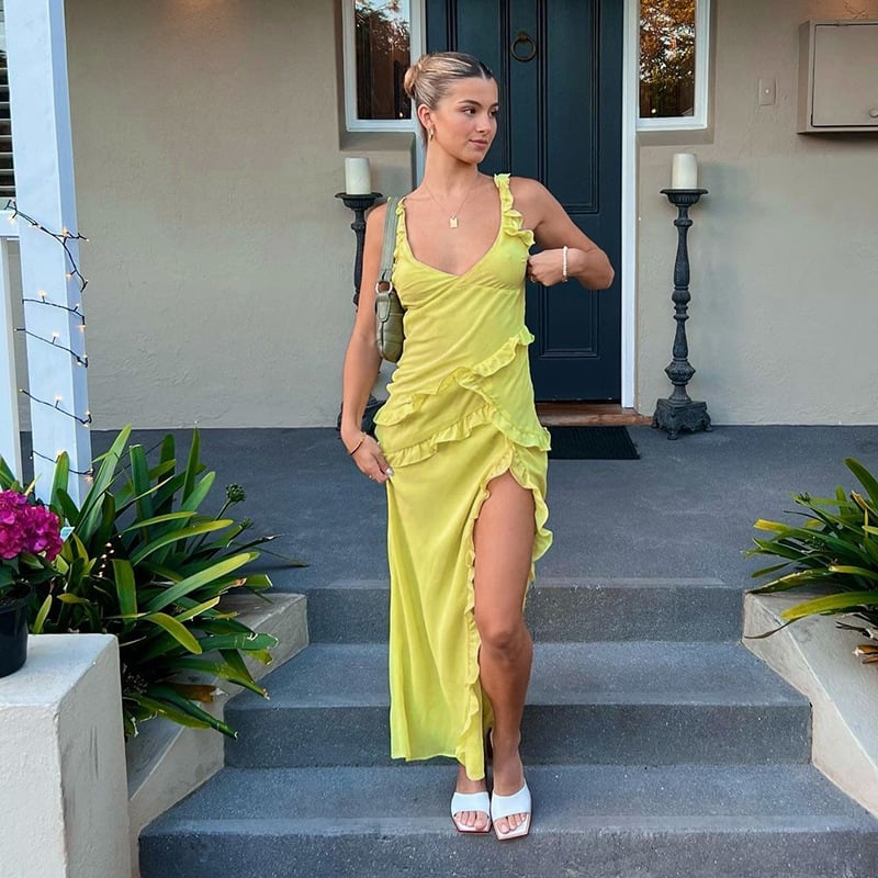 Flirty and Feminine💃Ruffle Dress - BUY 2 FREE SHIPPING