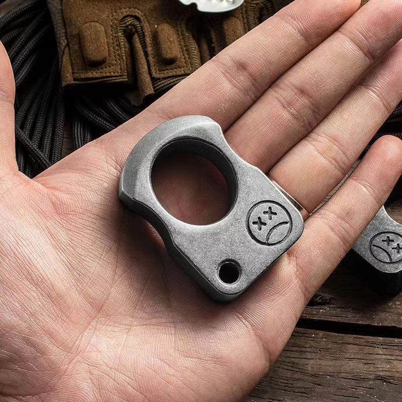 Tiger Finger Defense Portable Single Finger Fist Buckle Hand Mouth