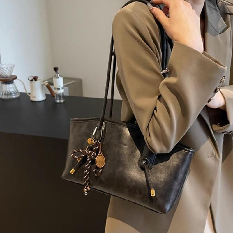 Vintage Vibe PU Leather Shoulder Bag