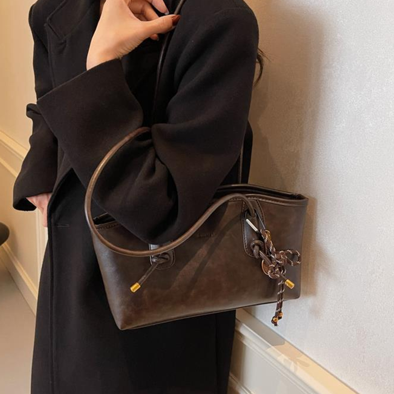 Vintage Vibe PU Leather Shoulder Bag
